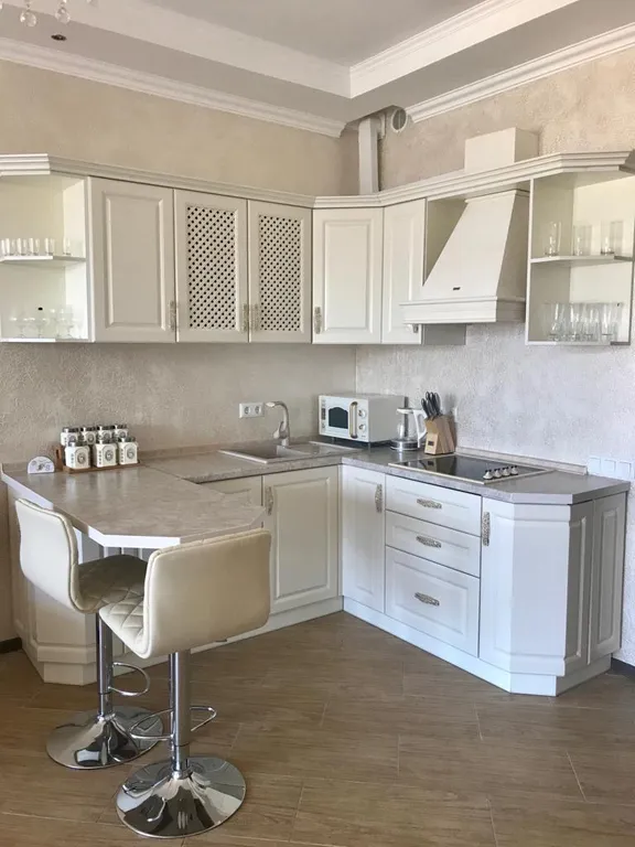 Апартаменты с видом на море в районе гостиницы Ялта Интурист