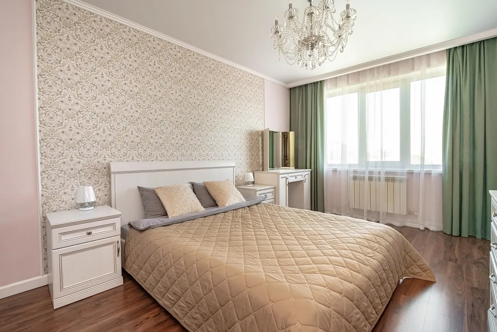 Прекрасная квартира с шикарным видом на мост в центре