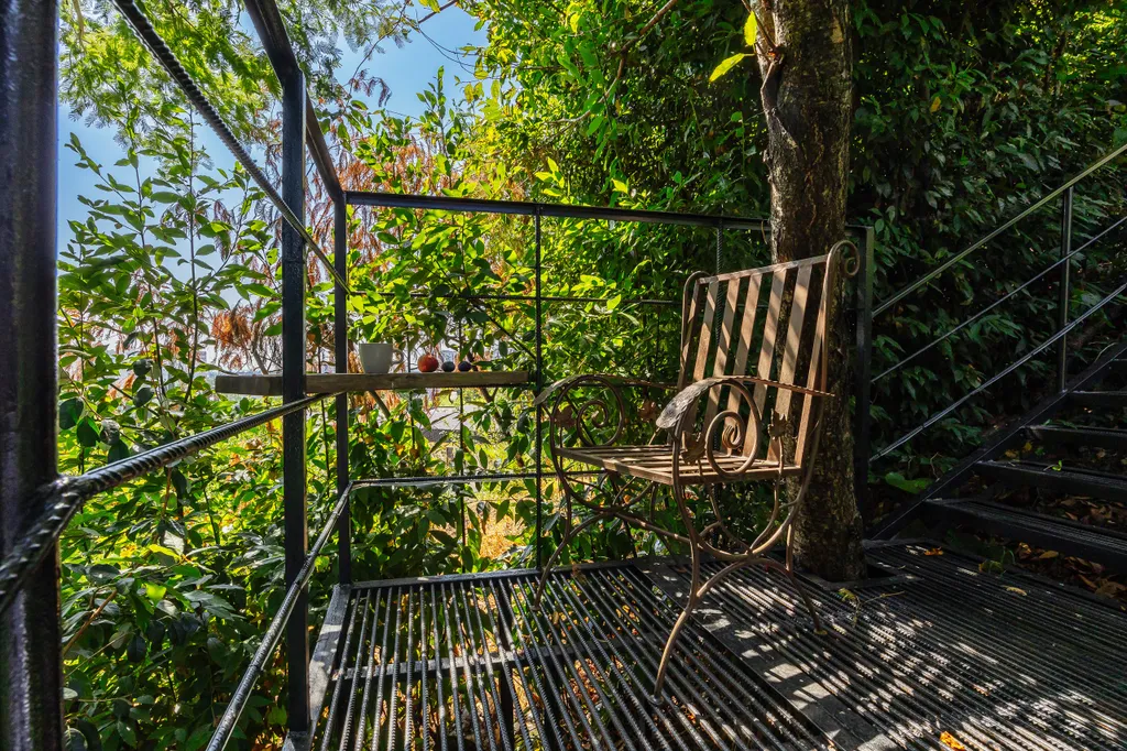 Семейная квартира с видом на горы