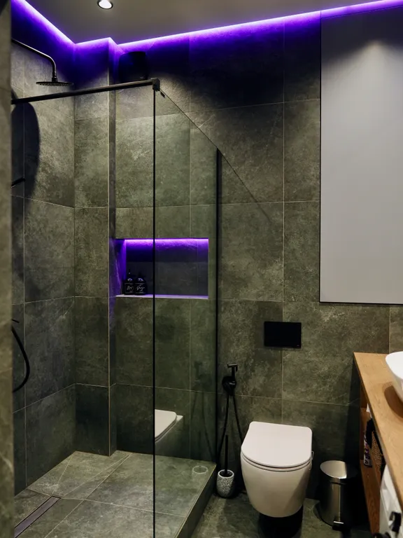 Дизайнерская евродвушка у канта на набережной