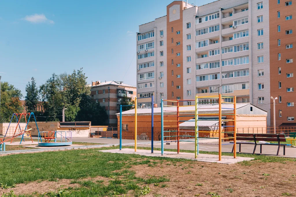 Новая квартира в центре Смоленска, 4 мин пешком до парка Реадовка