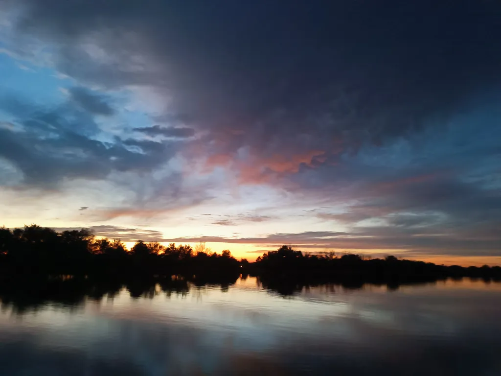 Уютный домик рыбака