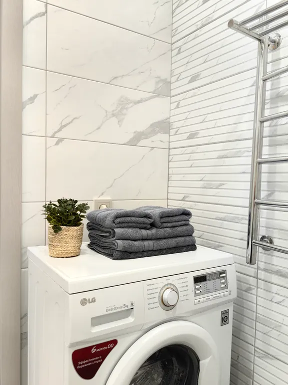 Яркая квартира на Визнюка