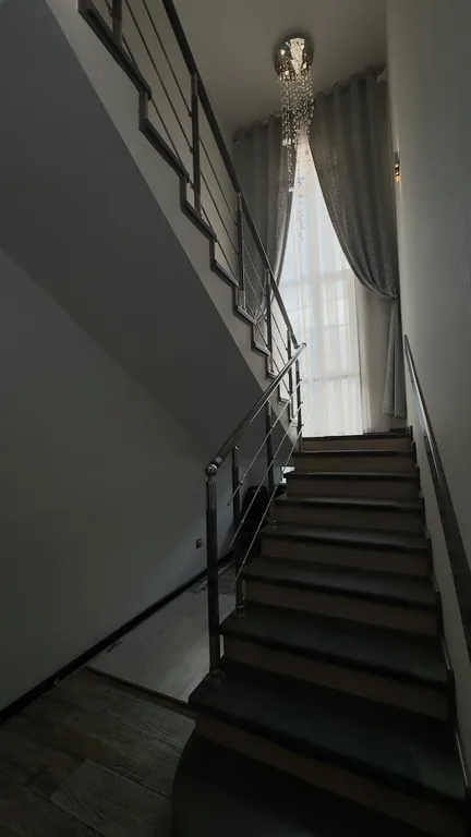 5-комнатный Дом