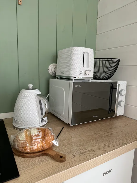 Коттедж Уютный барн с баней на дровах и пением птиц в саду — Заворово