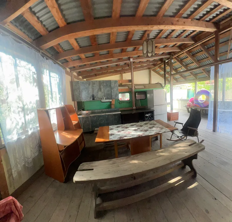 Уютный дом у моря