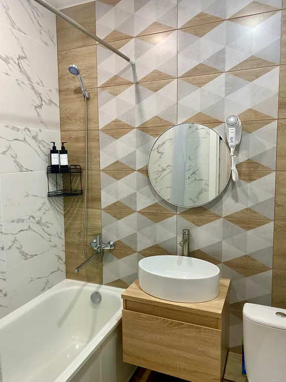 2ком- тц АУРА, Аэропорт, Жд Автовокзал