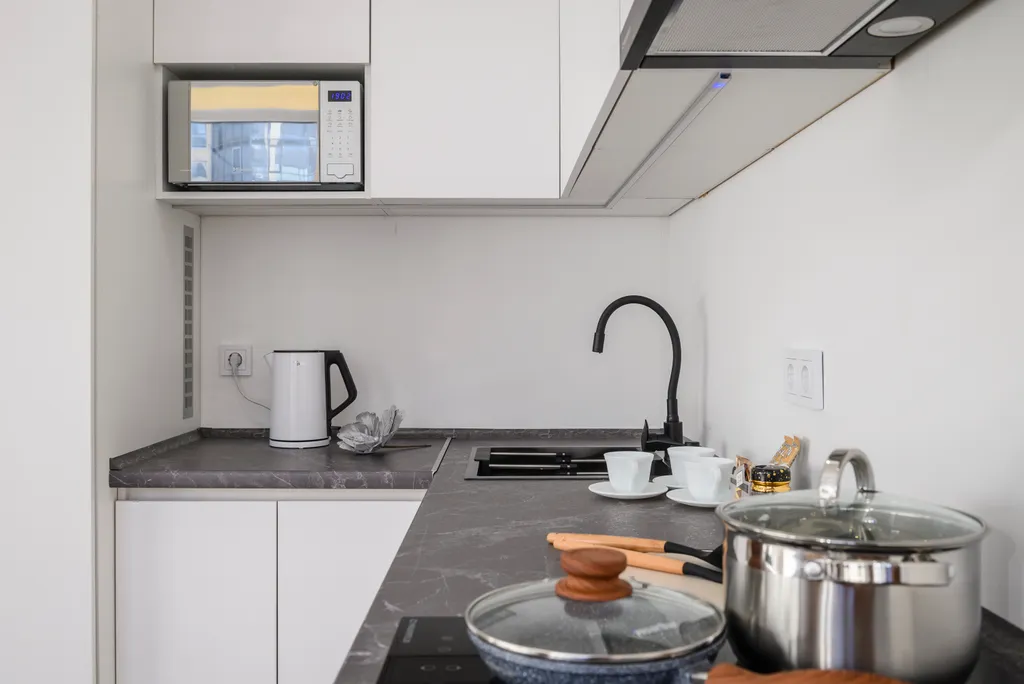 Квартира Пять новых апартаментов в ЖК R-House (100м от MEGA) — Алматы