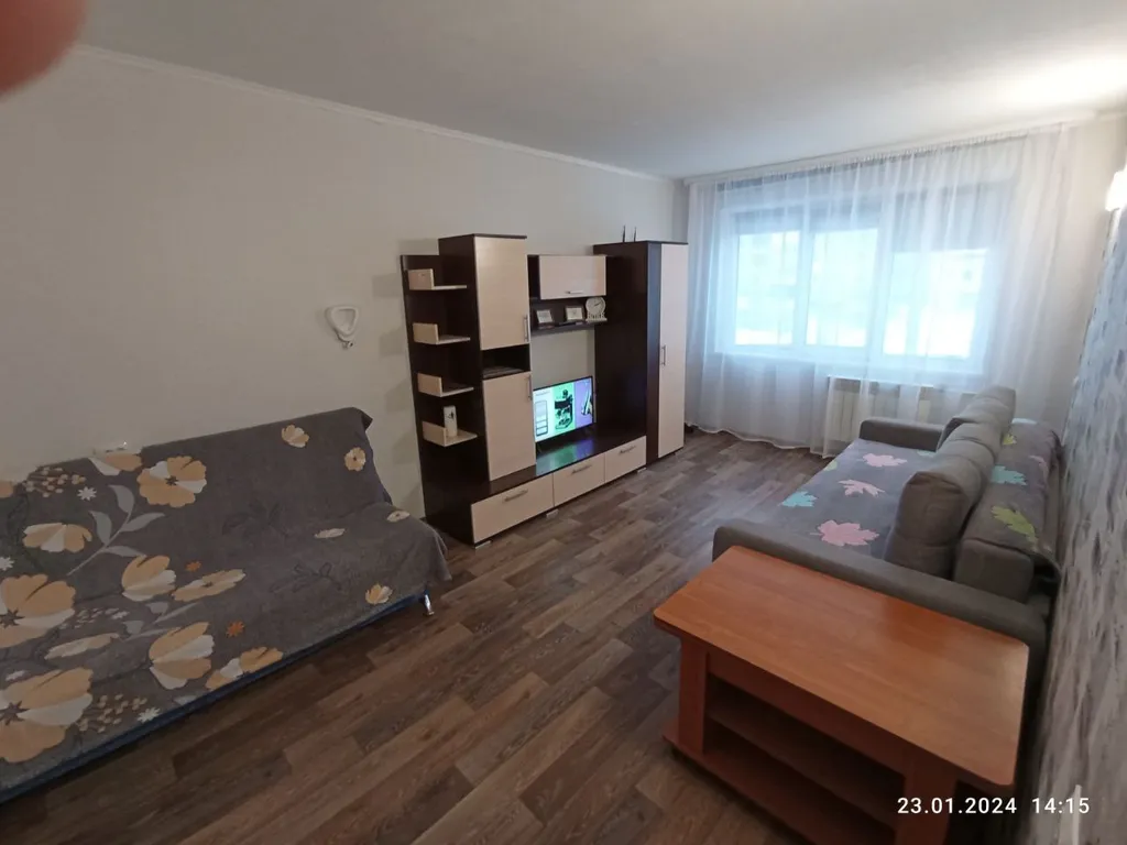 Квартира 1-комнатная Квартира — Кировск