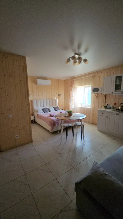 Коттедж Дом на берегу реки с беседкой, пирсом, мангал, купель с подогревом — Краснодар