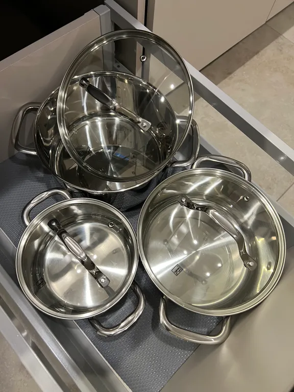 Только что отремонтированная квартира ждёт первых гостей