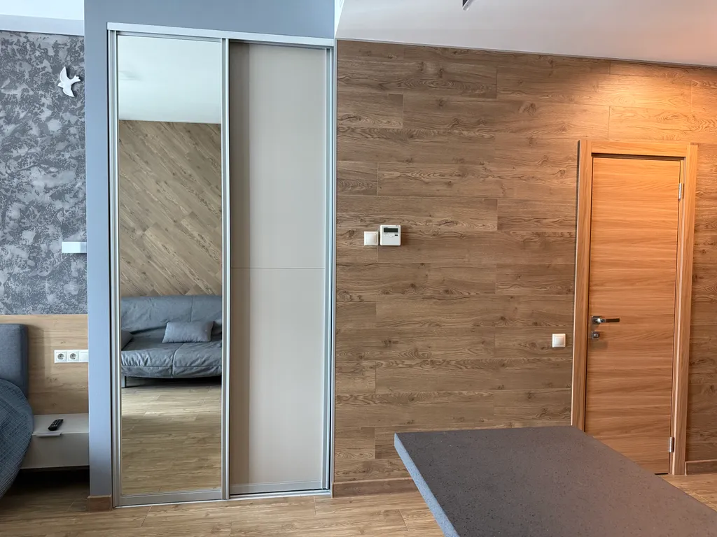 Апартамент в центре с видом на море