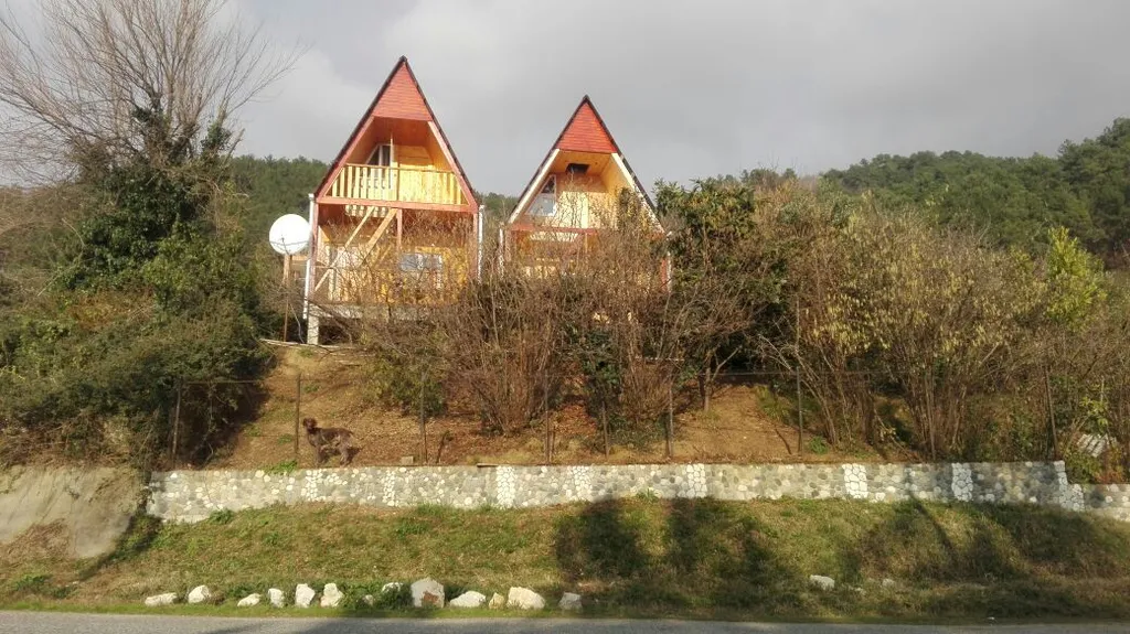 Коттедж в районе Белые скалы