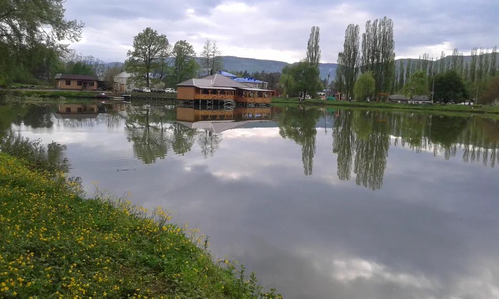 Уютный дом со всеми удобствами для большой компании у парка Теснины