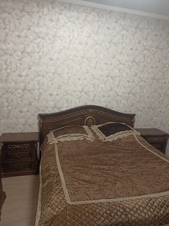 Дом с парковкой