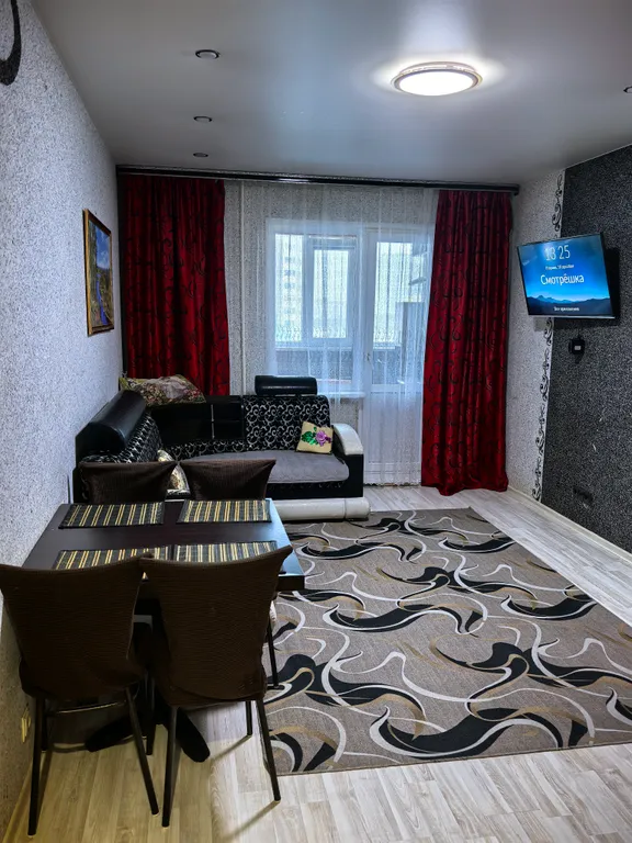 Хорошая двушка возле Ауры