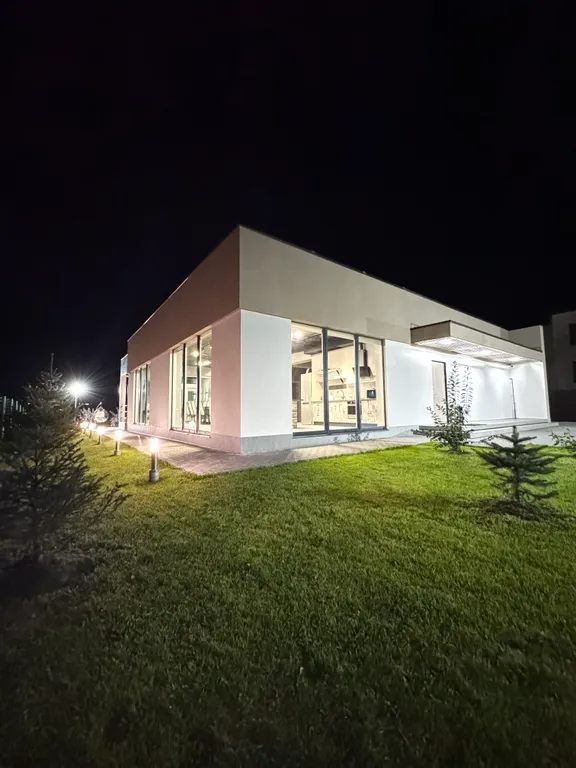 Коттедж Загородная вилла — аренда посуточно в Суромна