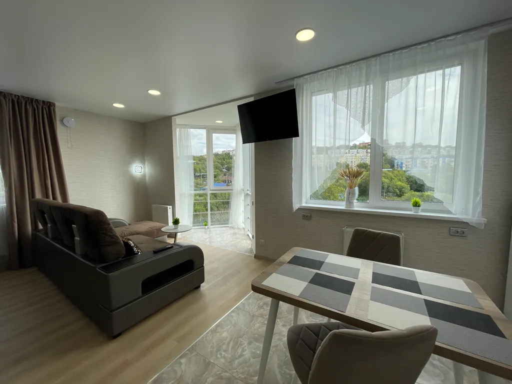 Апартаменты «Sea- Lounge», вид на Тихий океан, лес, горы и город