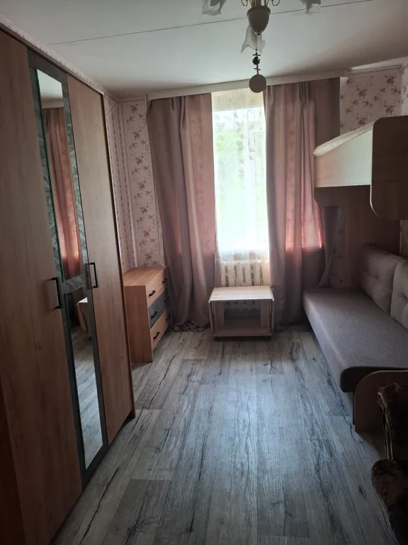 Двухкомнатная квартира недалеко от города