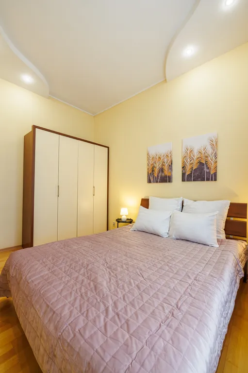 Уникальная квартира с отдельным входом в центре