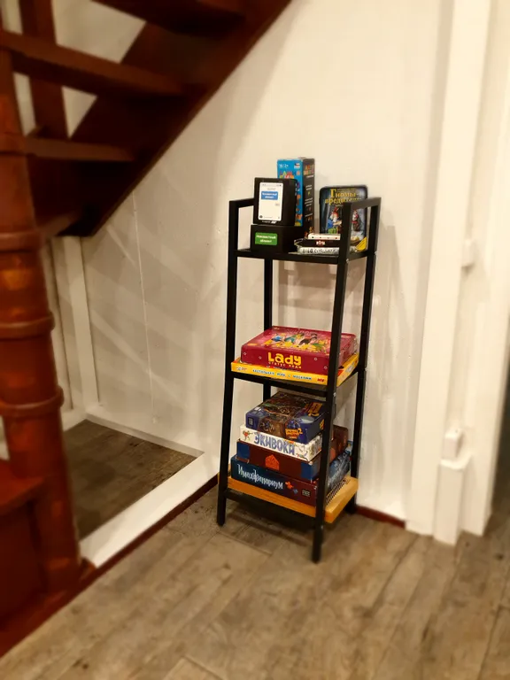 Уютный дом с сауной на первом этаже, в черте города у ручья