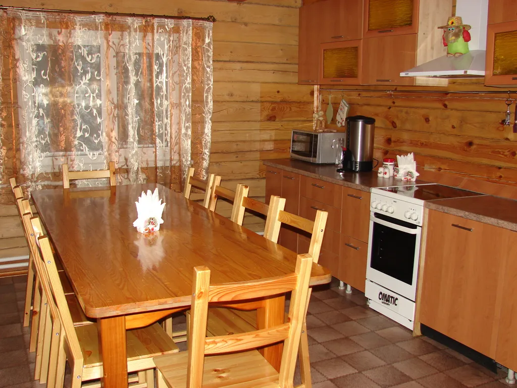 Уютный коттедж для семейного отдыха с домашним кинотеатром.