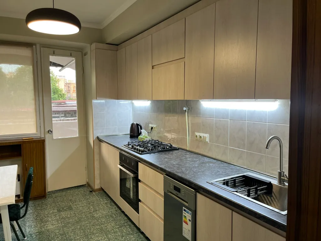 Квартира Отличный апартамент в центре Еревана — аренда посуточно в Ереван