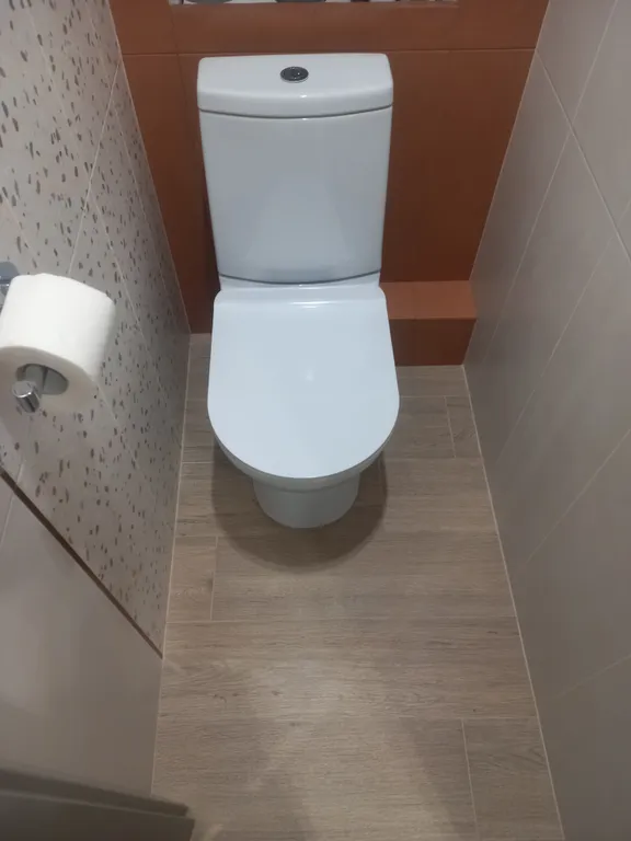 Двухкомнатная квартира после ремонта в центре у жд вокзала