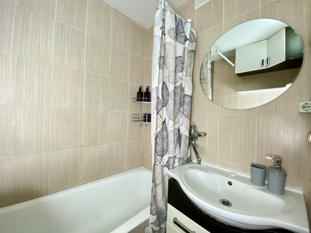 Просторная 1шка у ТРК Планета