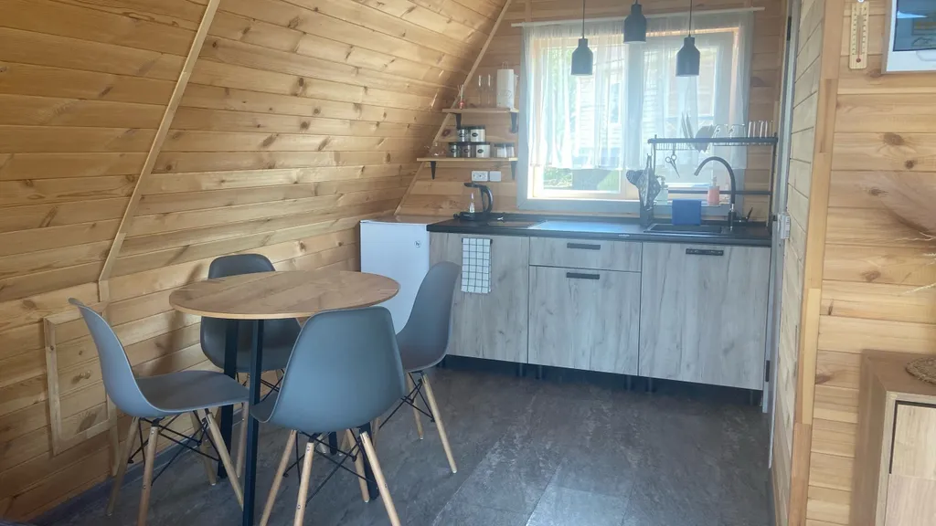 Уютный дом-шалаш