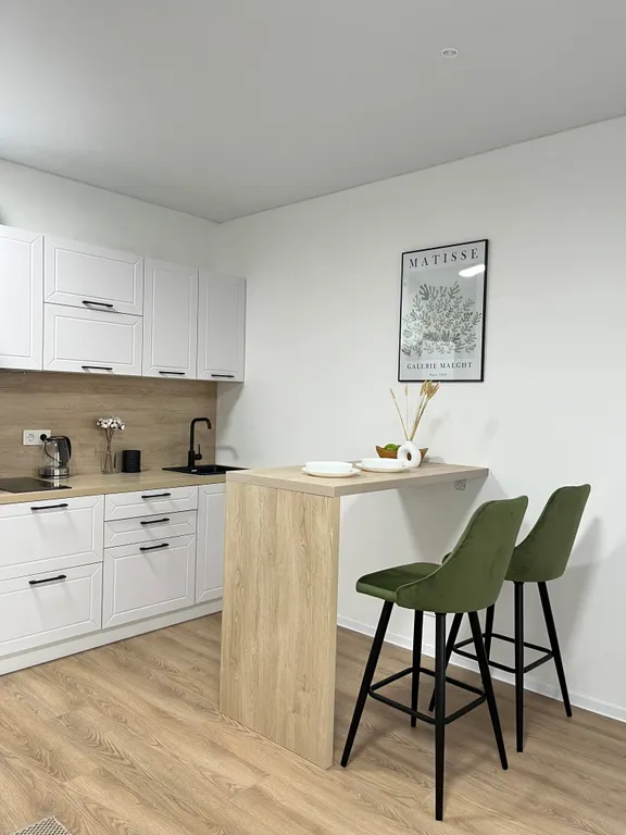 Новая студия у ТРК Мега