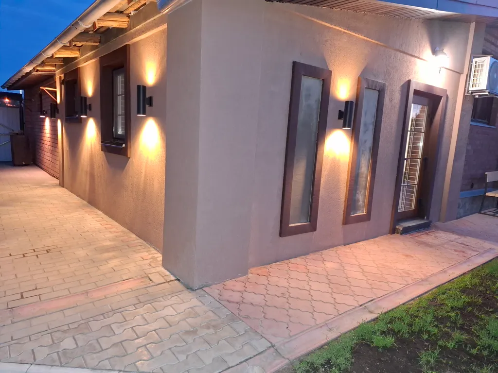 Апартаменты с отдельным входом, рядом с центром