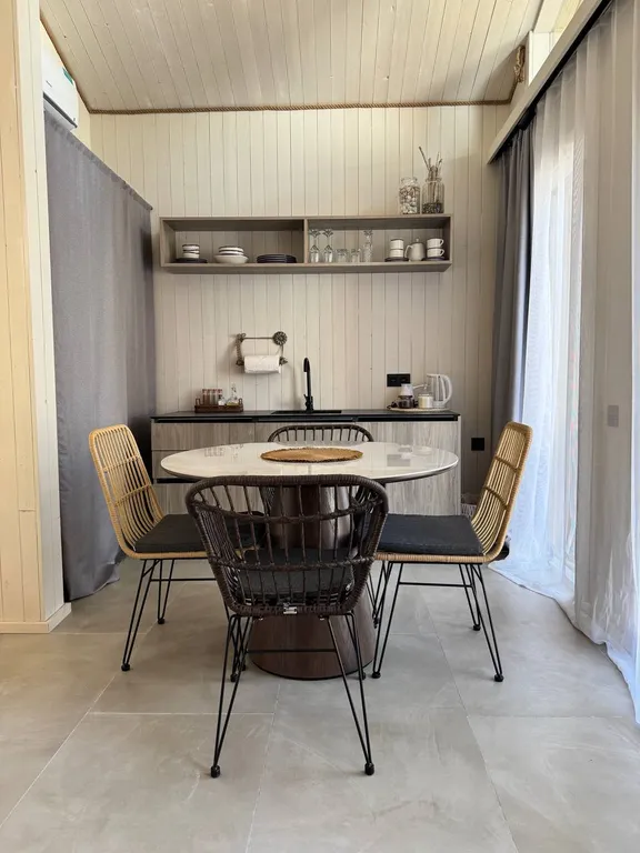 Дом в Абхазии у Черного моря (Специя сердечная)