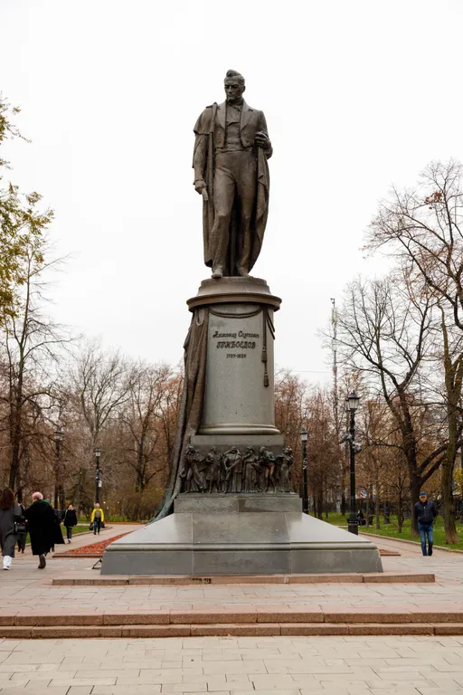 Квартира Квартира Новая лофт-студия на Чистых прудах — Москва