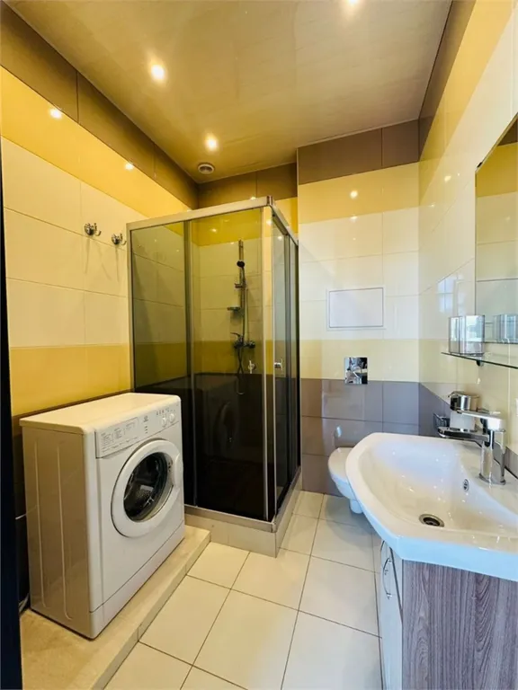 Студия с балконом