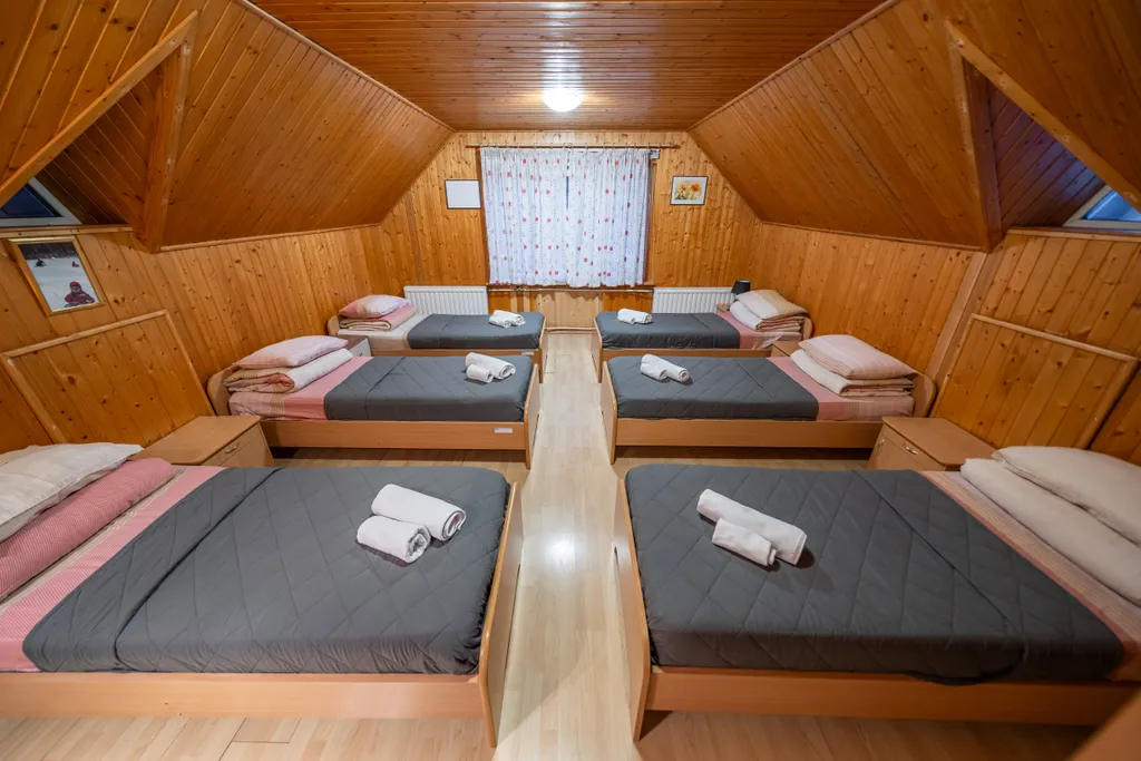 Большой коттедж с сауной