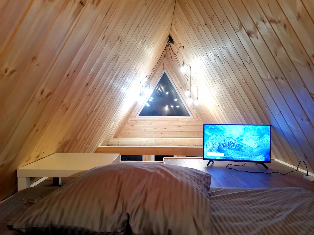 Дом Ярвиранта на берегу озера