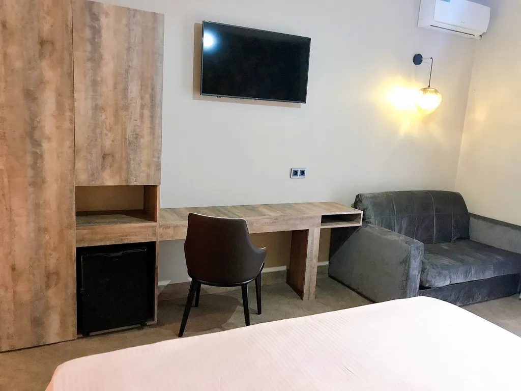 ALUAR boutique hotel-первый отель без детей в АБХАЗИИ.