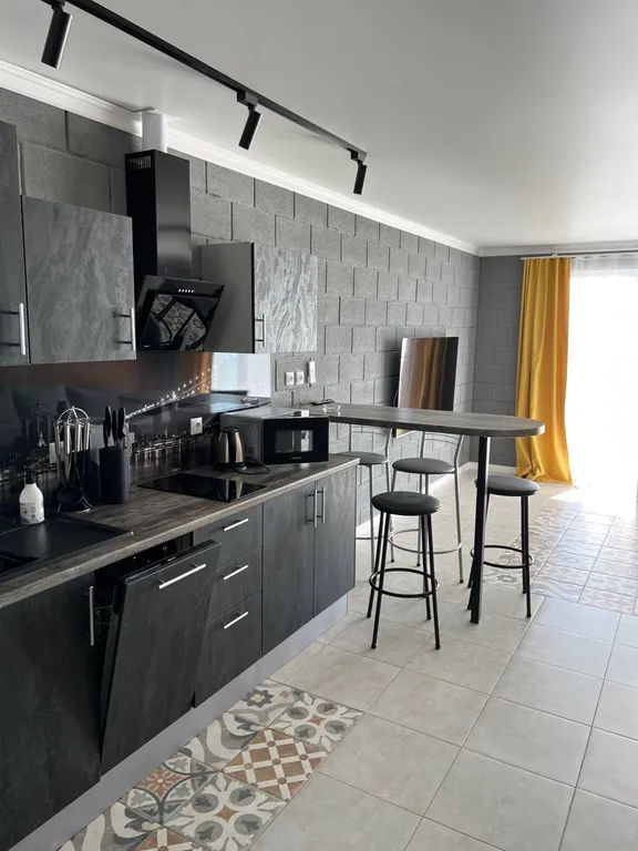 3-комнатная Квартира