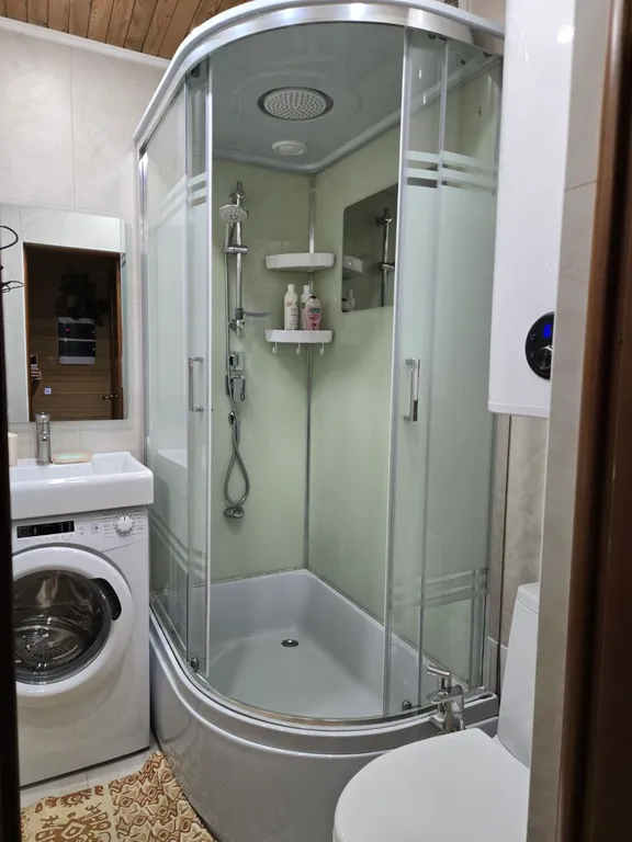 Petri Šemeikka Square apartment