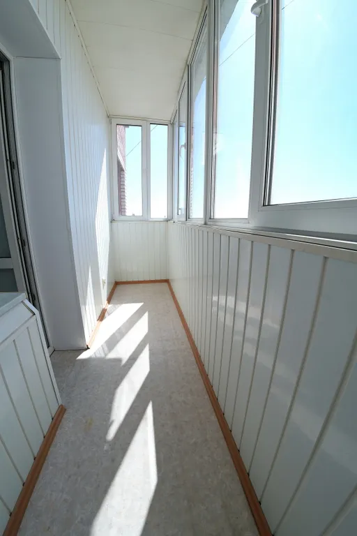 Панорамные апартаменты с видом на Иртыш