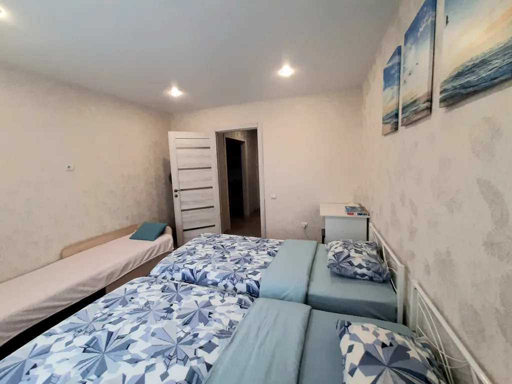 Евротрешка рядом с Протон-Ареной и ДВВС