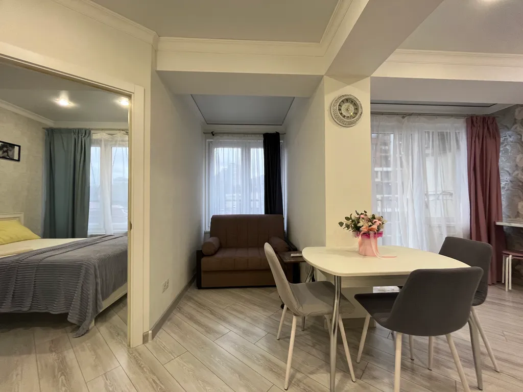 Уютная квартира у моря с отдельной спальней