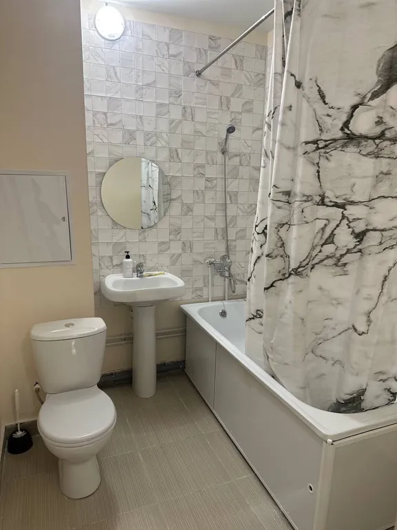 Квартира Квартира Уютная студия в самом развитом районе — Красноярск