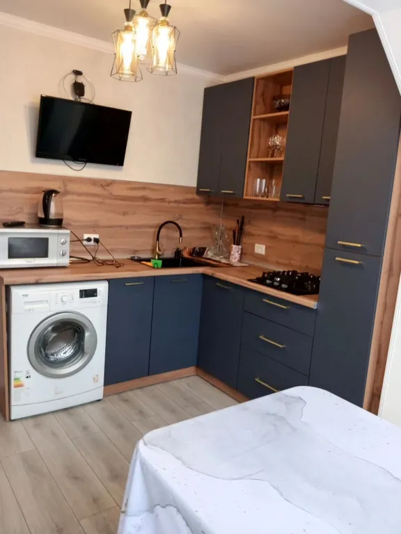 3-х комнатная квартира в центре Домбая