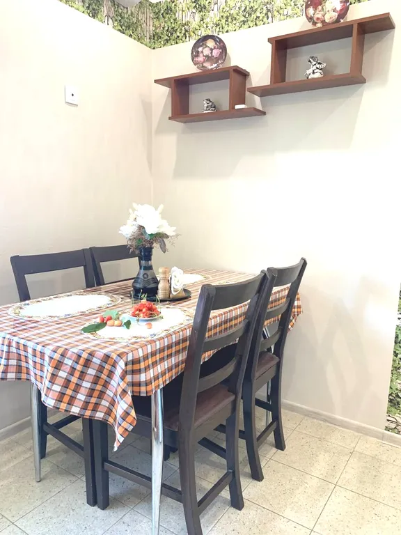 Семейный 3-х комнатный номер в тихом районе