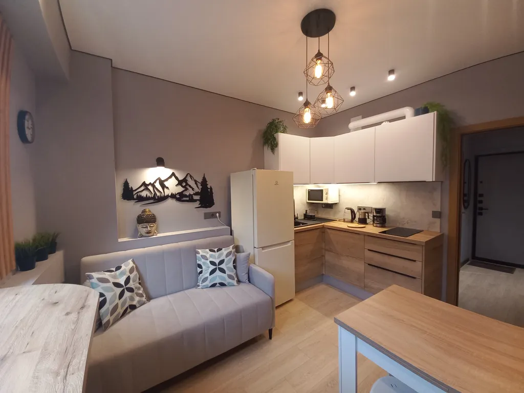 Уютная квартира с новым ремонтом в центре поселка — аренда посуточно в Эсто-Садок