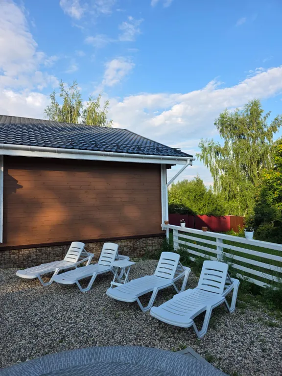 Villavgosti новый дом для отдыха с современным интерьером