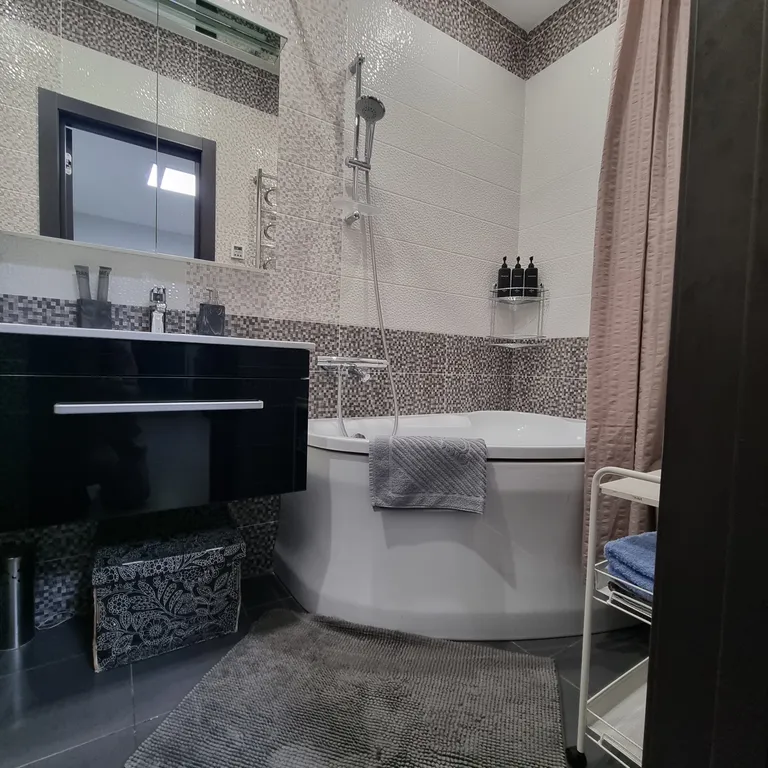 Уютная современная квартира в доме бизнес класса