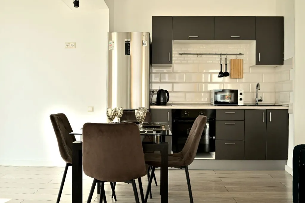 Уютная квартира-студия в центре города с красивым видом